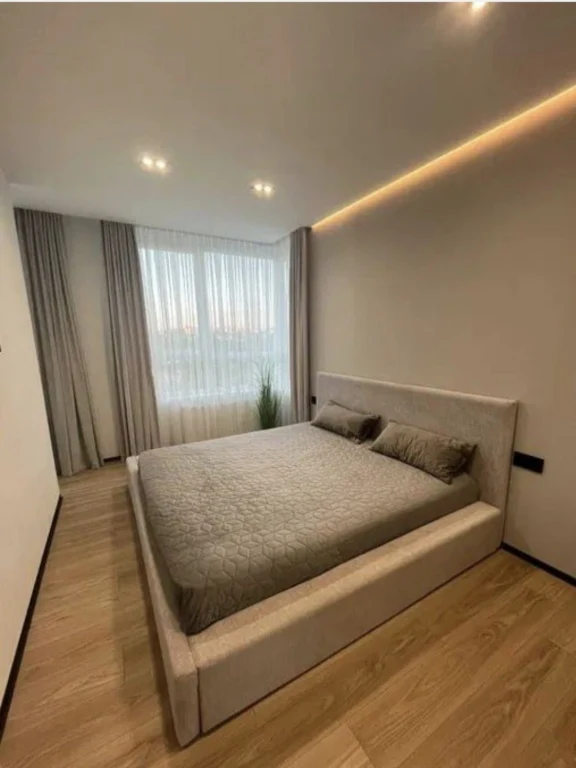 Срочно! Продам 3х комнатную квартиру пр .Слобожанский
