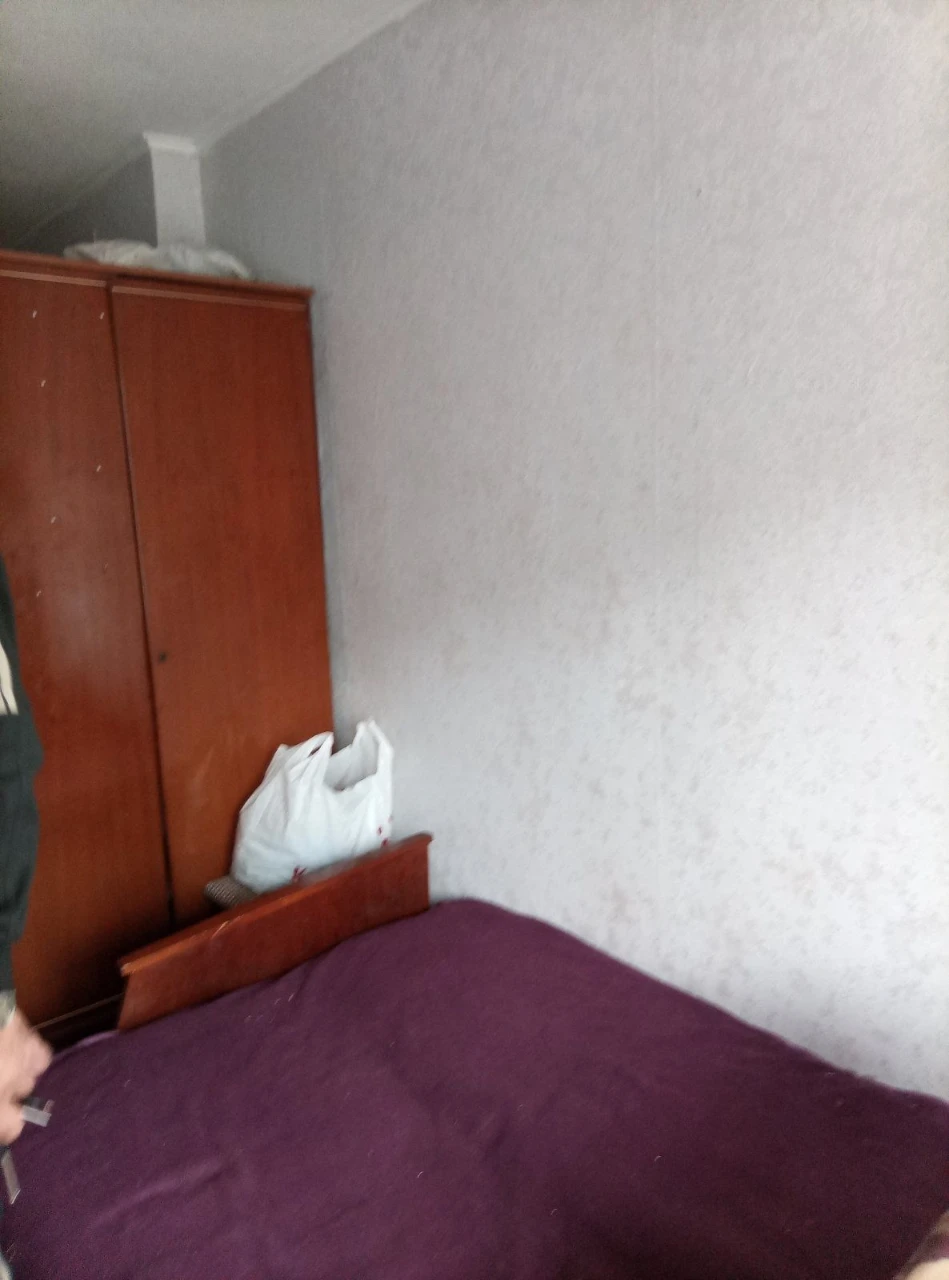 Room for Sale in Student Dormitory on Kyivska Street