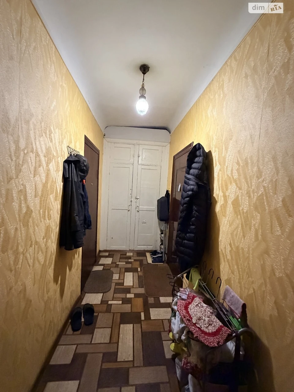 Sale of Room in Grain Storage