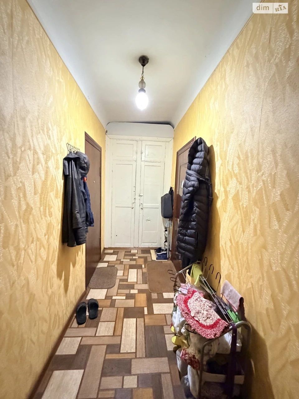 Sale of Room in Grain Storage