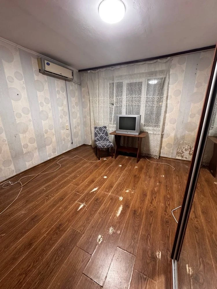 Apartment for sale in a dormitory