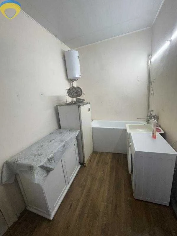 Продаються дві кімнати в центрі міста, на вулиці Коблівській