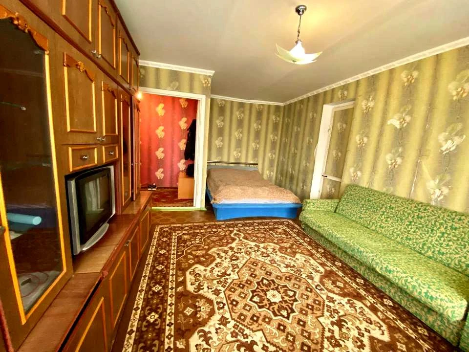 Квартира. Кривий Ріг, 5-й Зарічний мікрорайон, вул.