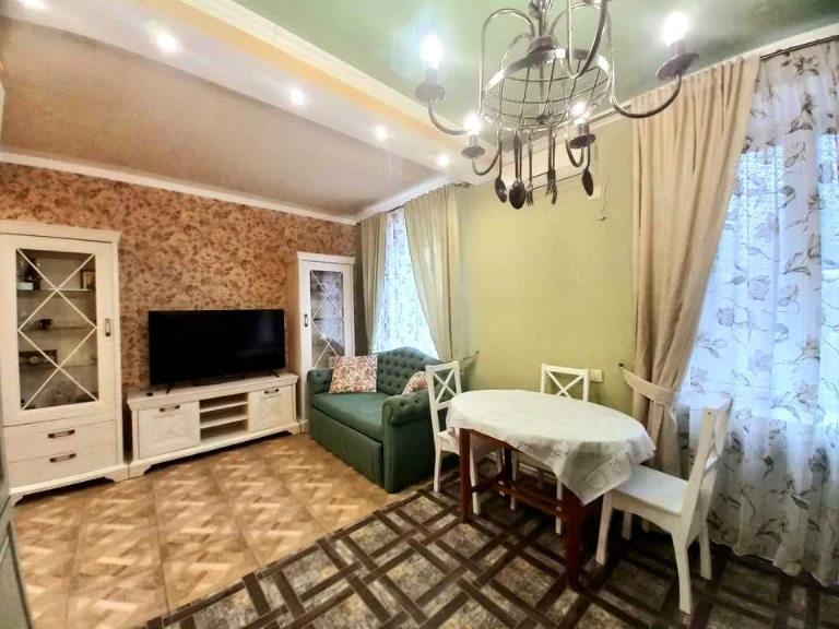 Квартира. Кривой Ріг, Захисників Азовсталі, 1