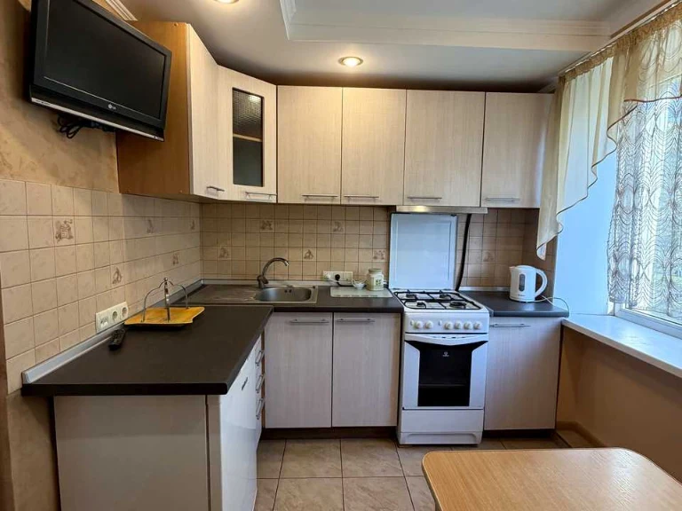 Apartment. Bровари, Героїв України street.