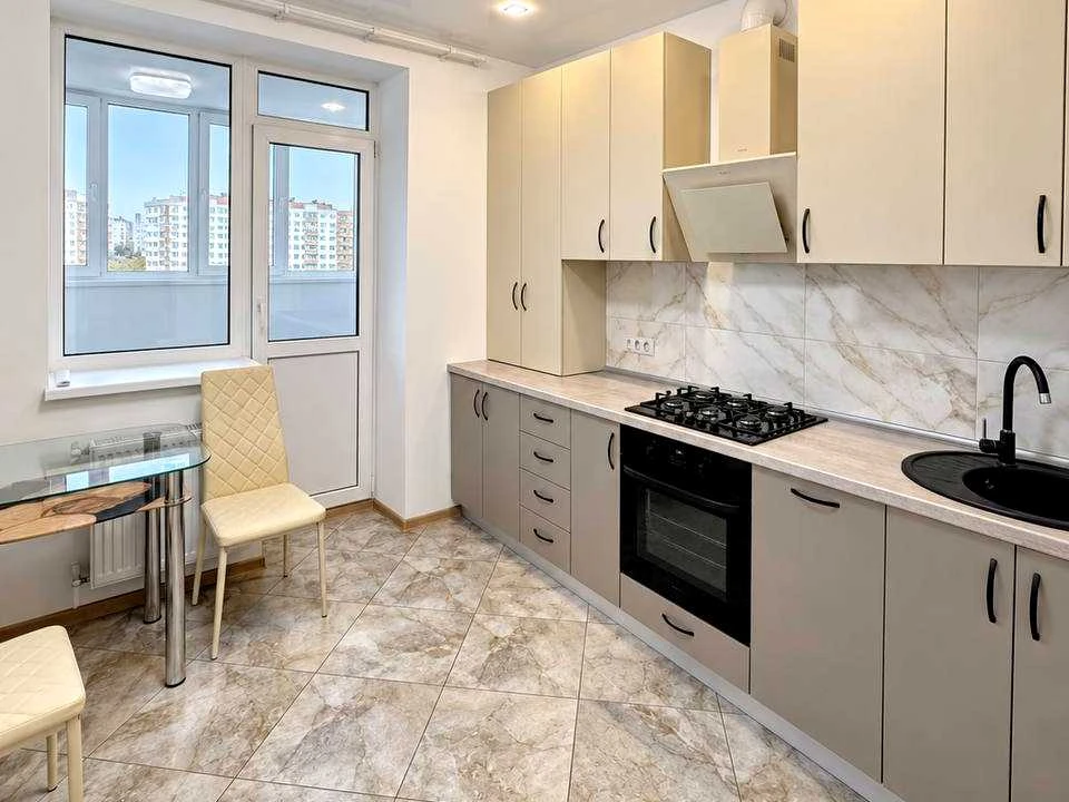 Apartment. Vyshneve, Masihnobudivnykiv Street