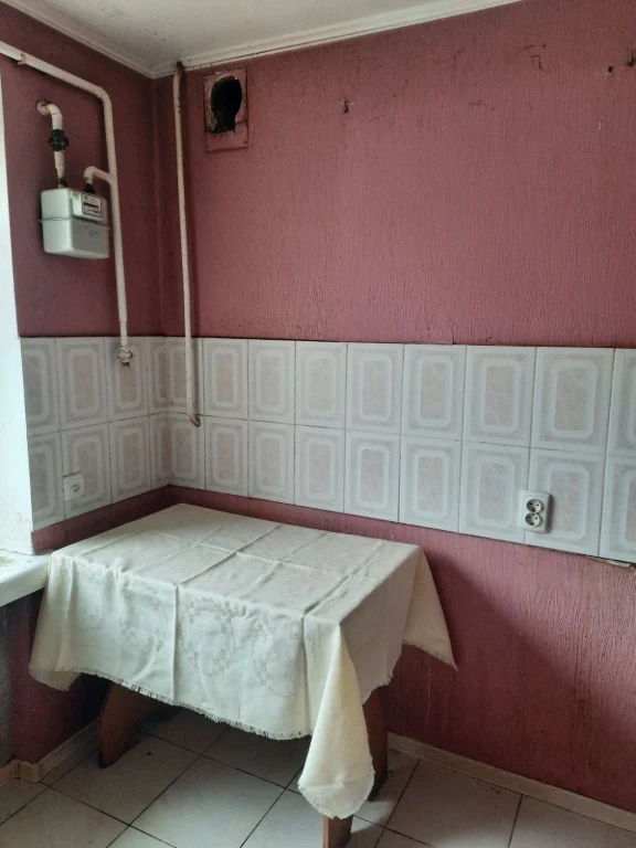 Продається 3-кімнатна квартира в центрі міста Могилев-Подільський