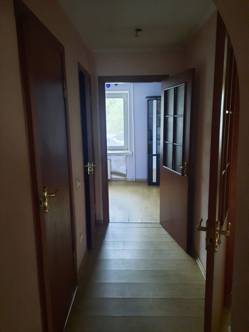 Продається 3-кімнатна квартира в центрі міста Могилев-Подільський