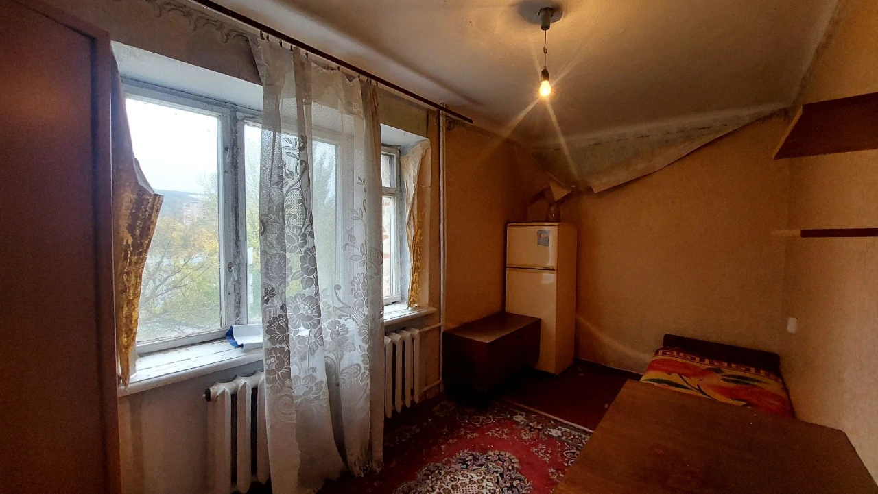 For sale 2-room apartment. Greek Street, 1.
