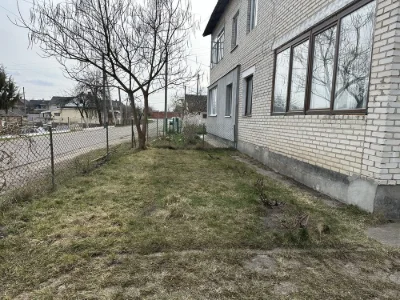 Продається 3-кімнатна квартира.