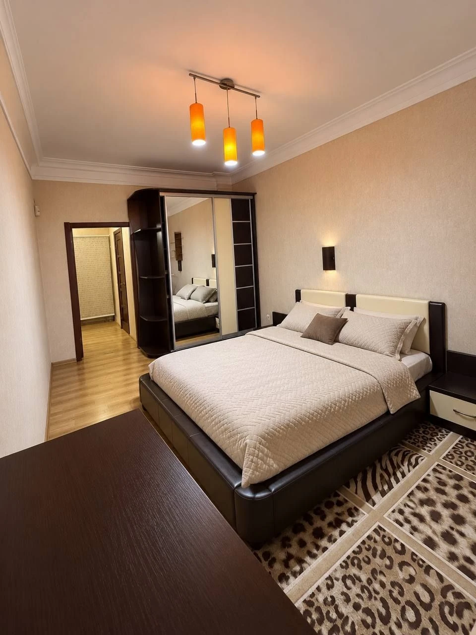 Sale of a 2-room apartment in the Stalinist style in the city center