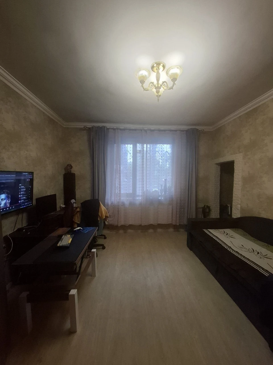 Продається 2к квартира м.Кам'янське Дніпропетровська область