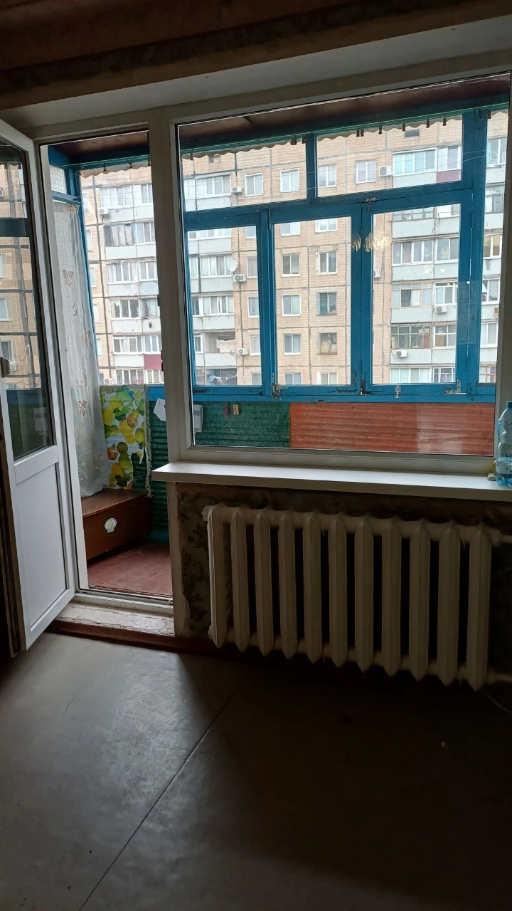 Продається 2-кімнатна квартира. вул. Генерала Радієвського, Саксон