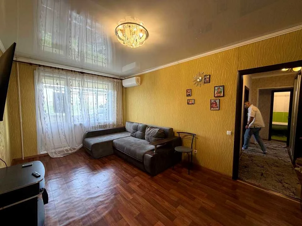Apartment. Lesovy Street, Kryvy Rih
