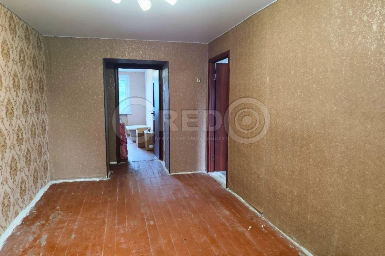 Sale of a 2-bedroom apartment. South-East-West-North.