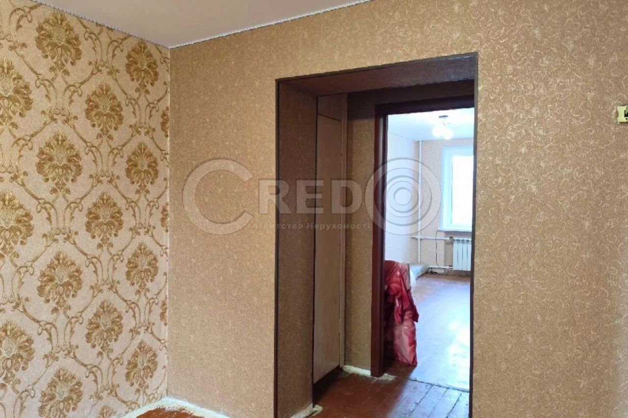 Sale of a 2-bedroom apartment. South-East-West-North.