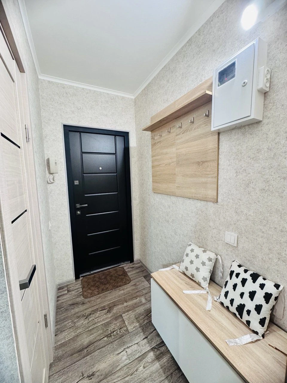 Продам 3-кімнатну квартиру по вул.Соборності (Соцмісто)