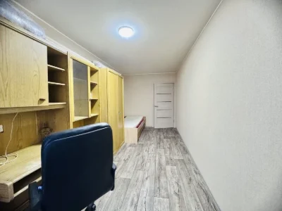Продам 3-кімнатну квартиру по вул.Соборності (Соцмісто)