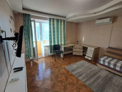 One-bedroom apartment for sale, 173rd quarter
