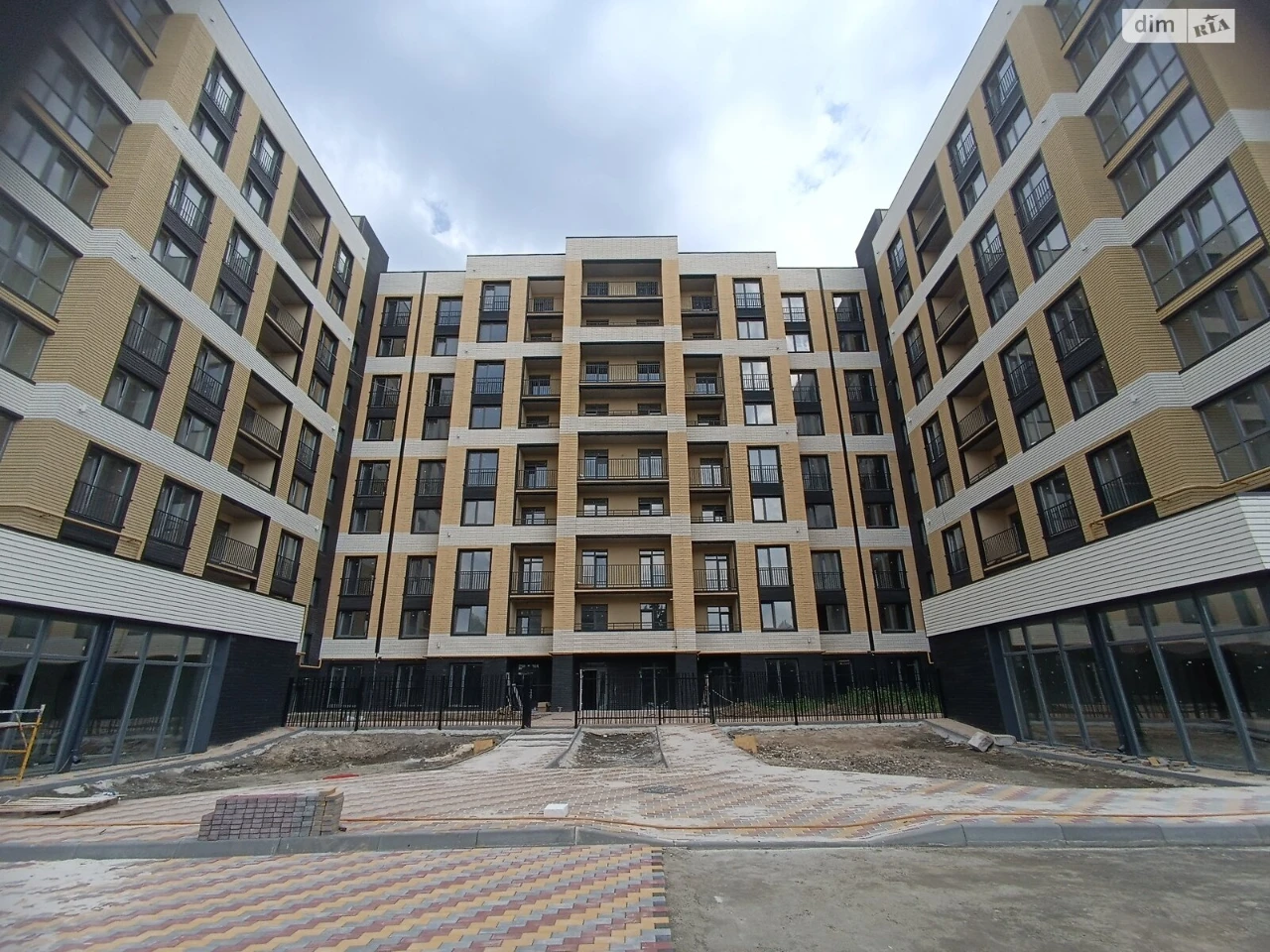 Продаж Квартира Озерна