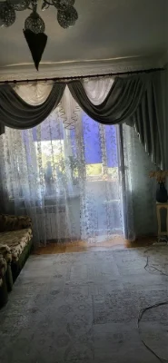 Двокімнатна квартира в центрі, на вулиці Торгова площа. М