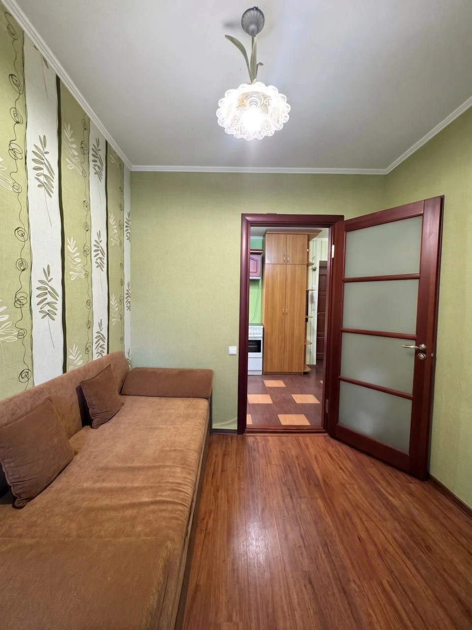 Sale of a 1-room apartment with an interesting layout.