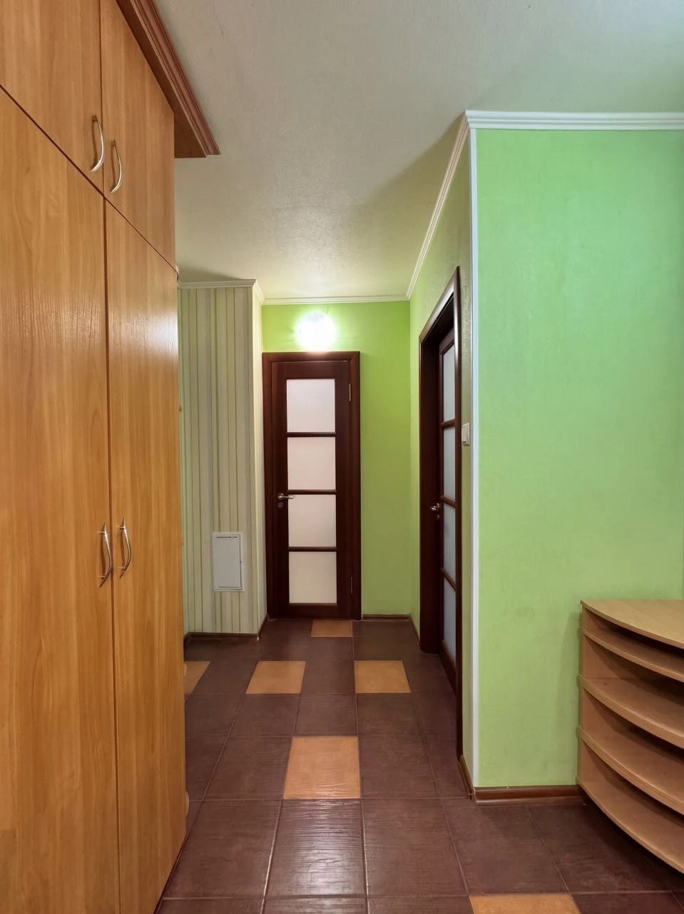 Sale of a 1-room apartment with an interesting layout.