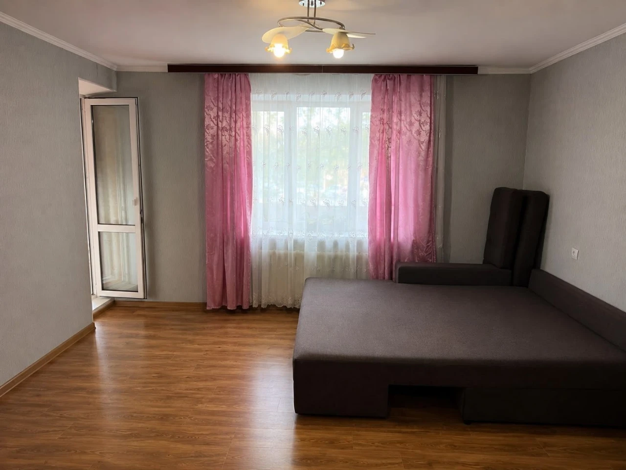 Продаж 2-кімнатної квартири в самому центрі міста — ідеально