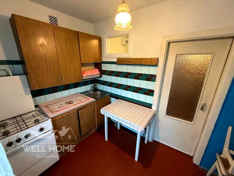 Apartment. Vyskhvyar, Dniprovska st.
