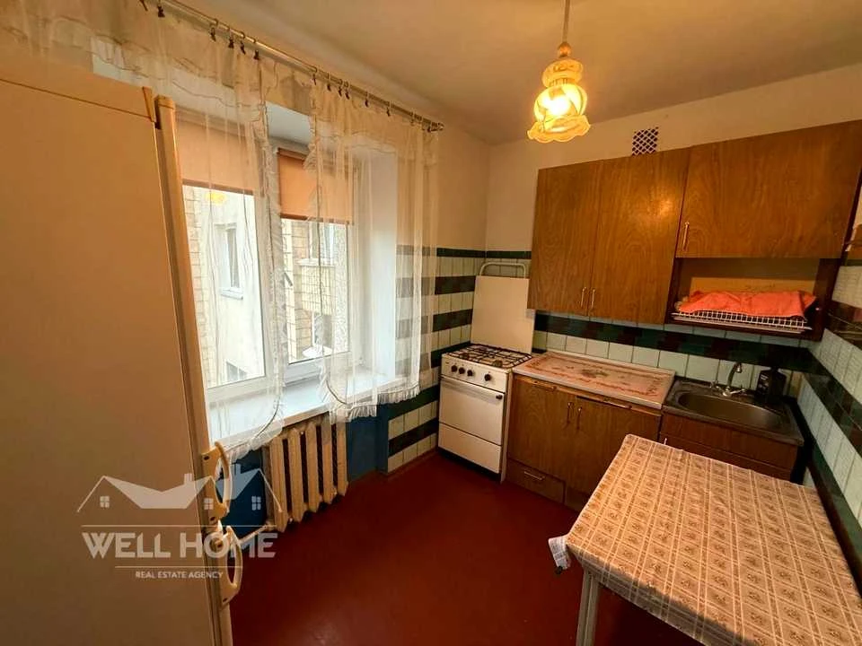 Apartment. Vyskhvyar, Dniprovska st.