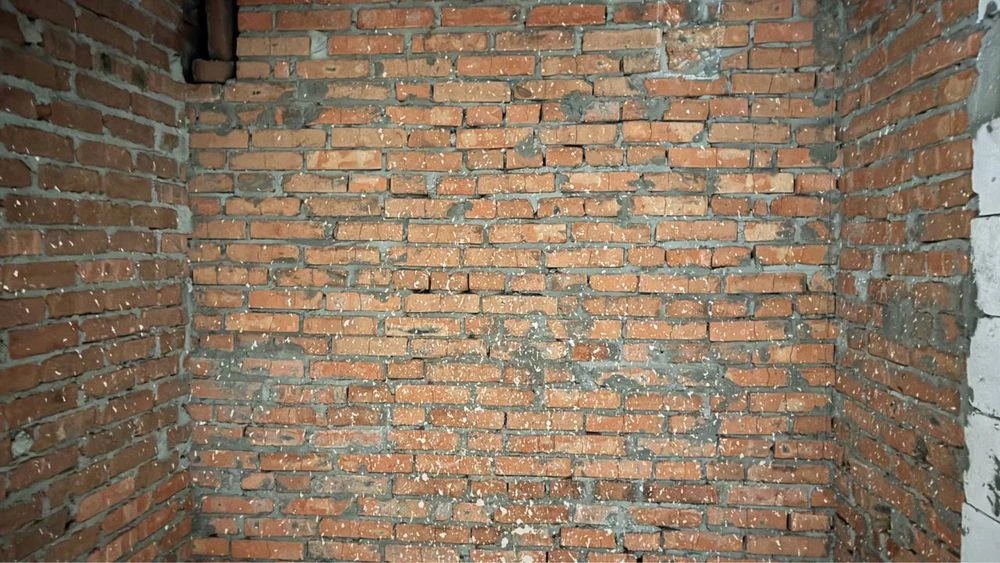 Buy apartment in a completed house. One-room apartment with gas