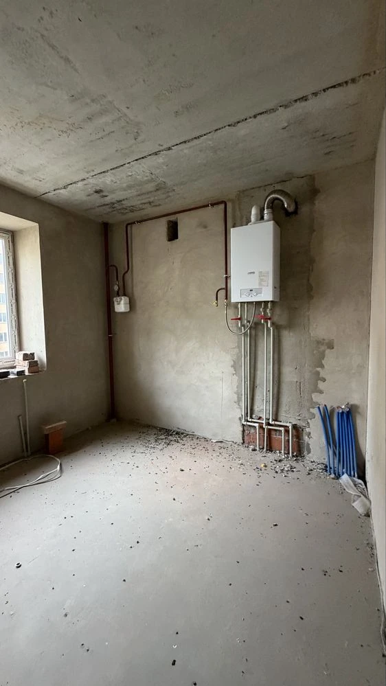 Трехкомнатная квартира с газом рядом со школой