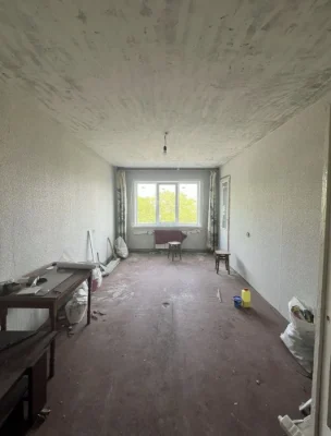 Sale of a 3-room apartment in the city of Skvira