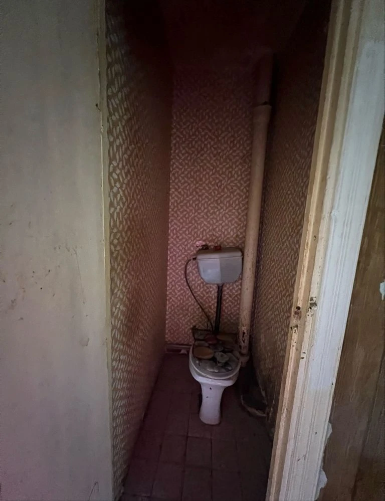 Sale of a 3-room apartment in the city of Skvira