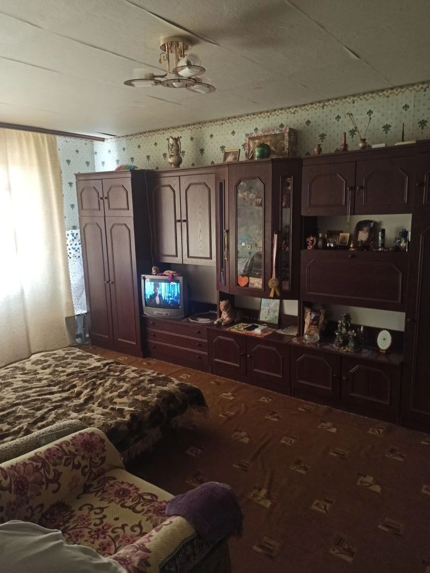 Продам 3-х кімнатну квартиру. Центр.
