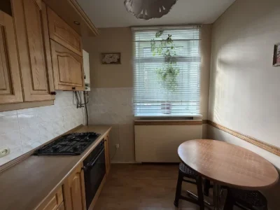 2-bedroom apartment, low floor
