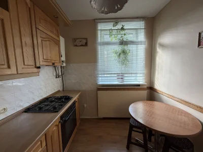 2-bedroom apartment, low floor