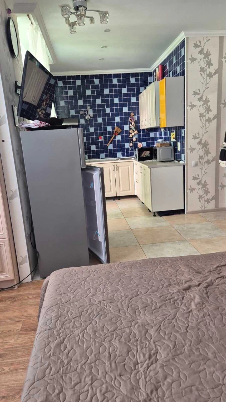 Sale of a 1-room apartment in a new building.