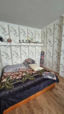 Sale of a 1-room apartment in a new building.