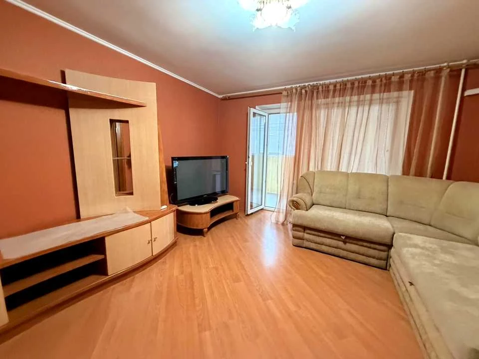 Apartment. Chernomorsk, Parkova St.