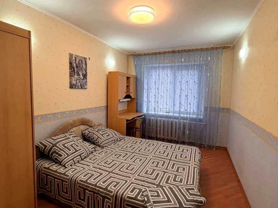 Apartment. Chernomorsk, Parkova St.