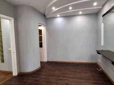 Apartment. Ochornomorsk, Zakhisnykiv Ukrainy Street