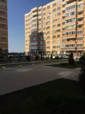 One-bedroom apartment renovated in Chornomorsk, Kolorovy Residence
