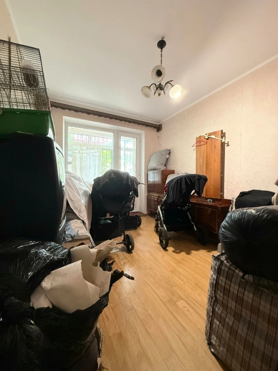 3-room apartment for sale on the 1st floor