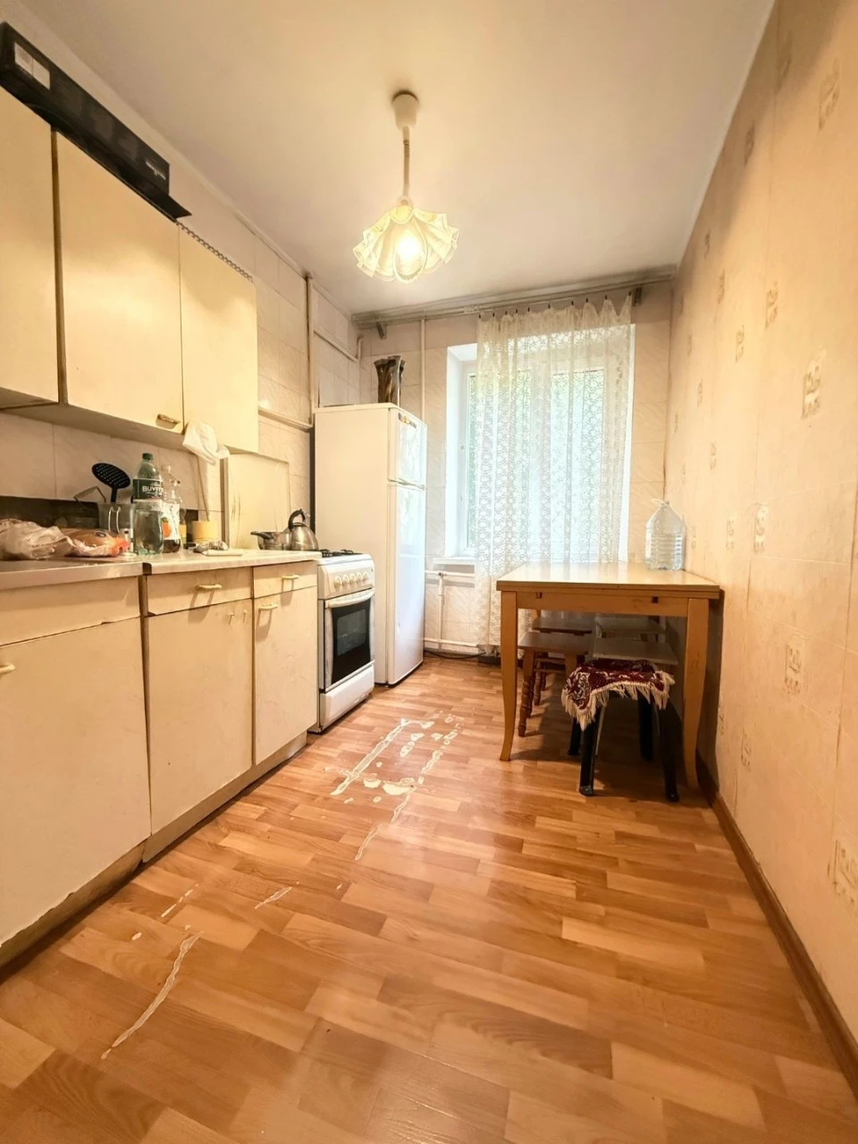 3-room apartment for sale on the 1st floor