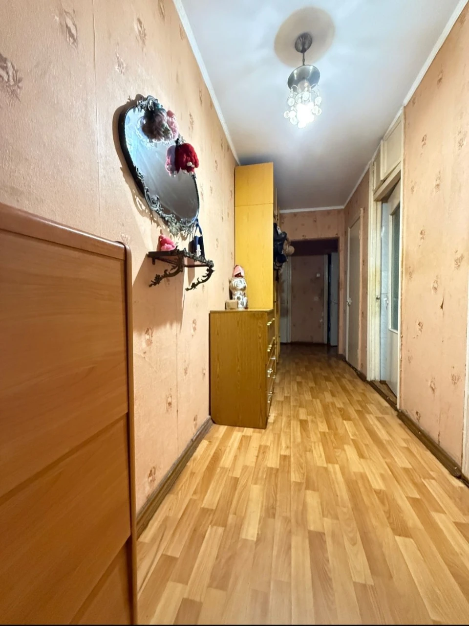 3-room apartment for sale on the 1st floor