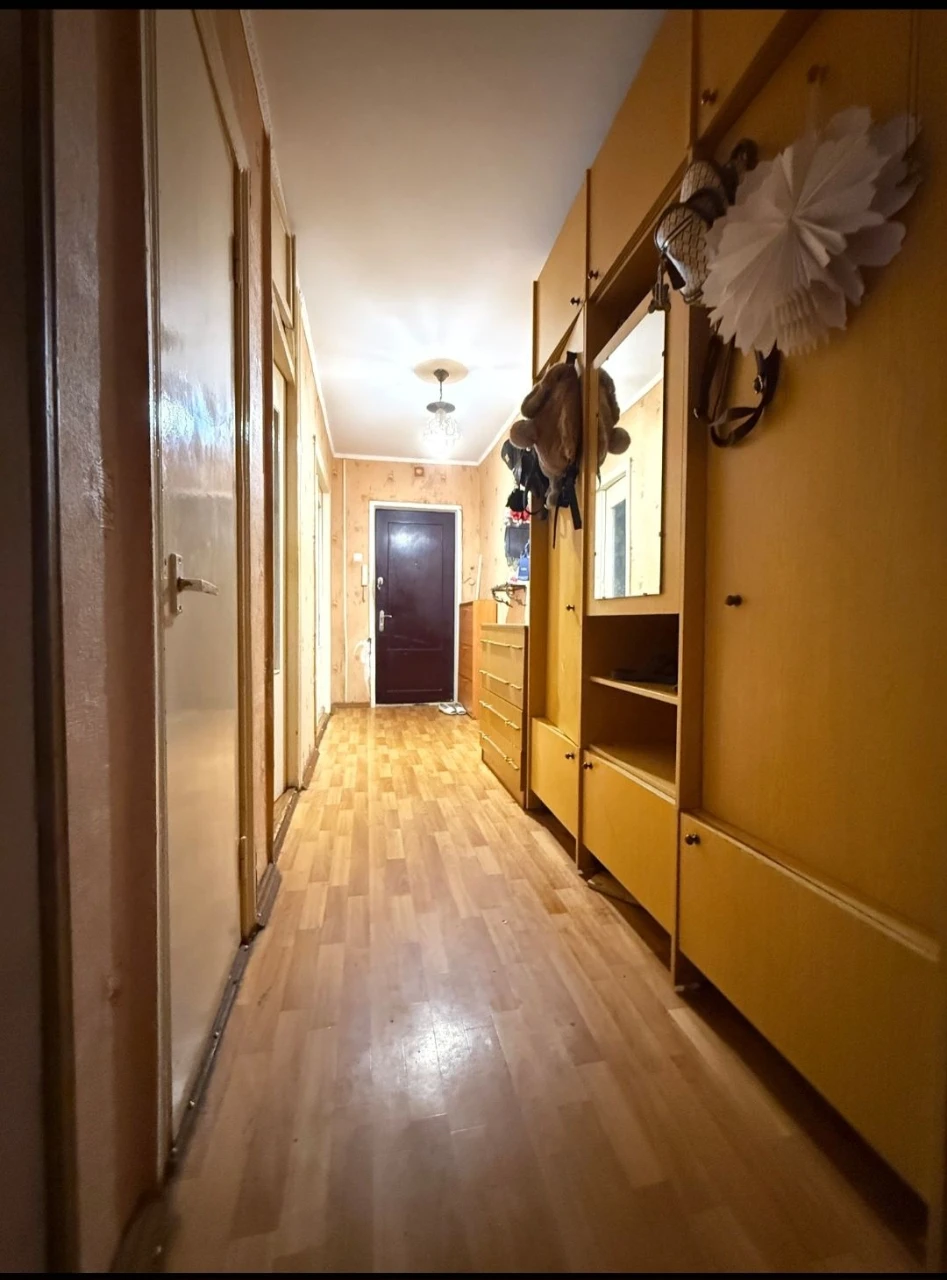 3-room apartment for sale on the 1st floor