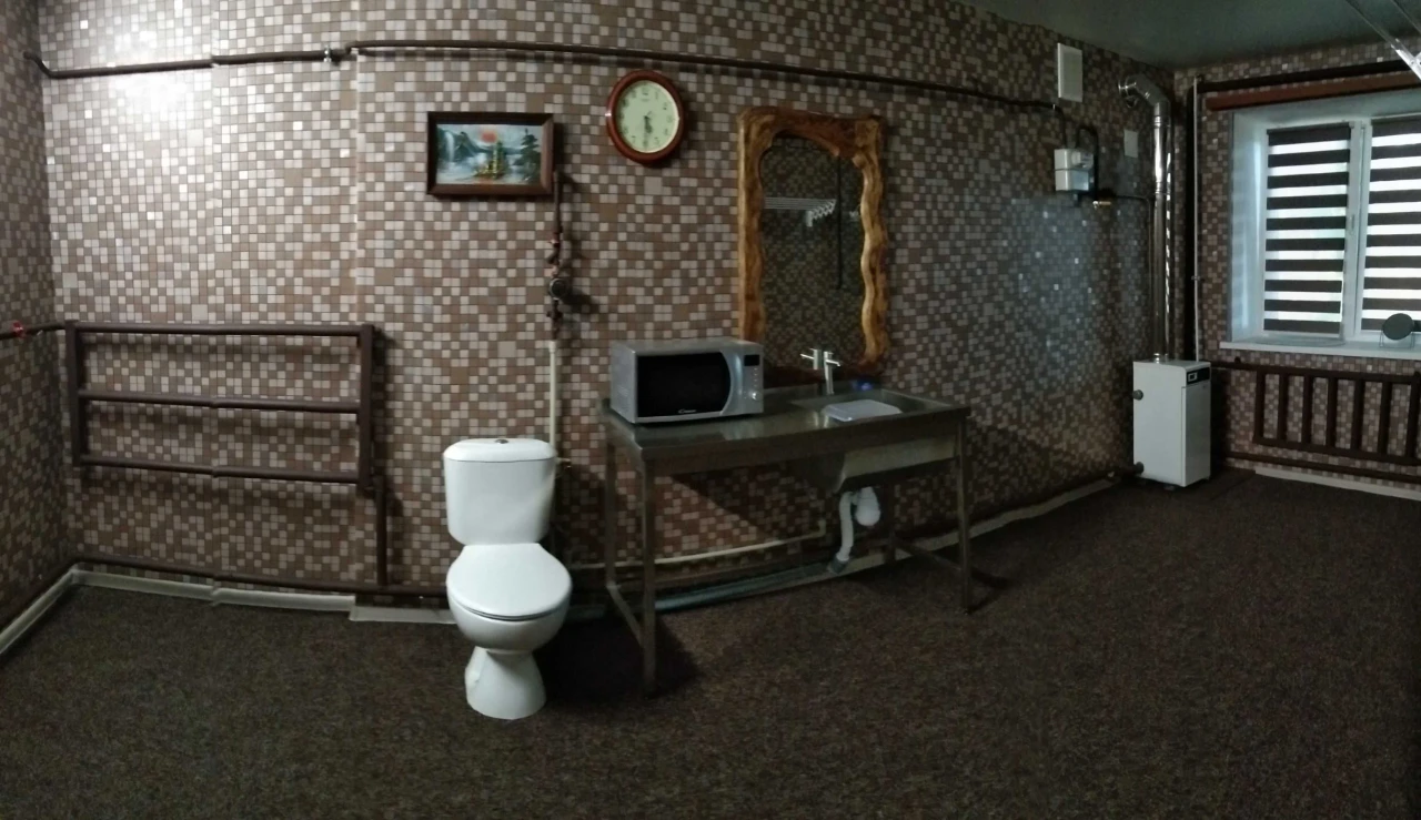 Продам квартиру 100 м2. в центре г. Карловка
