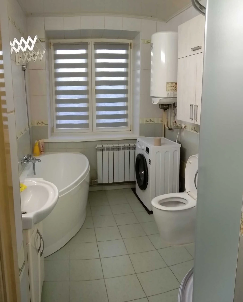 Продам квартиру 100 м2. в центре г. Карловка