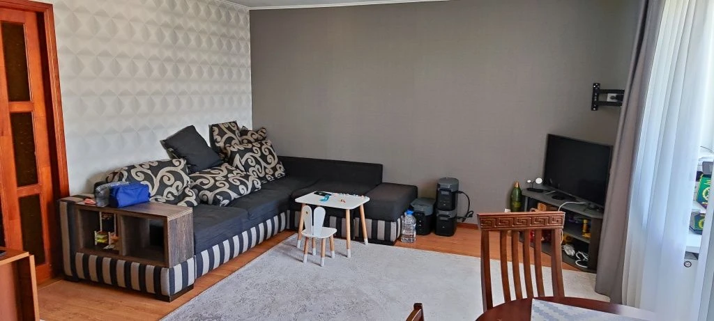 3-bedroom apartment in the city center
